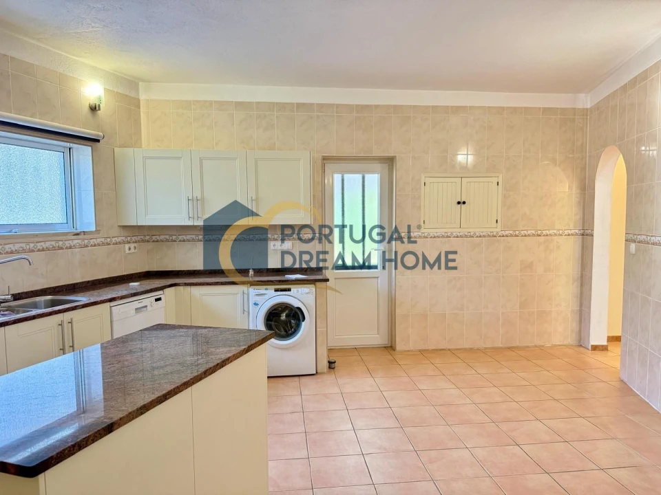 Moradia T3 para Venda em Almancil Foto 13