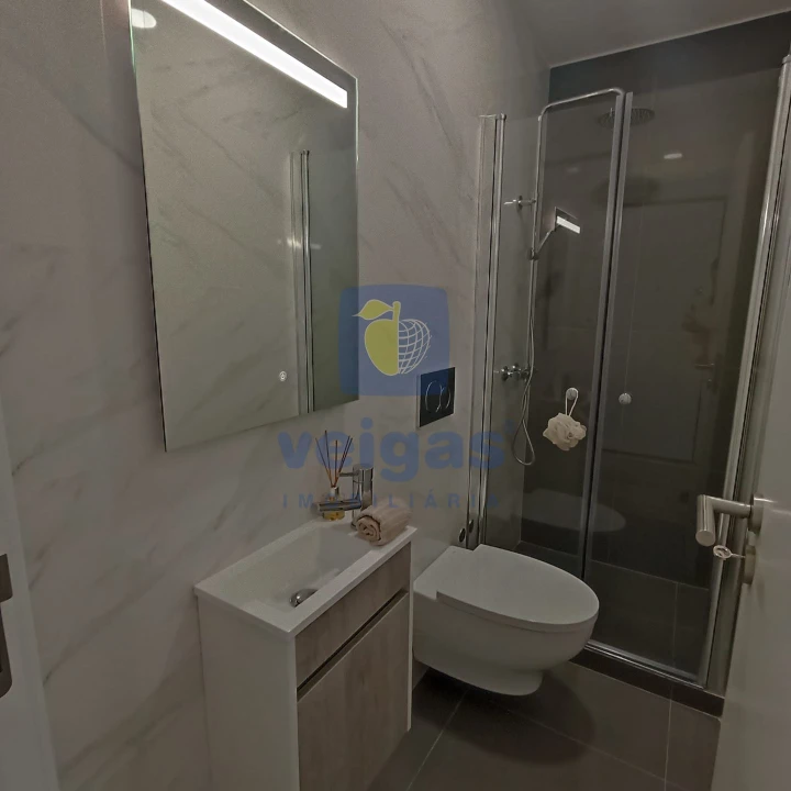 Apartamento T3 para Venda em Benfica Foto 8