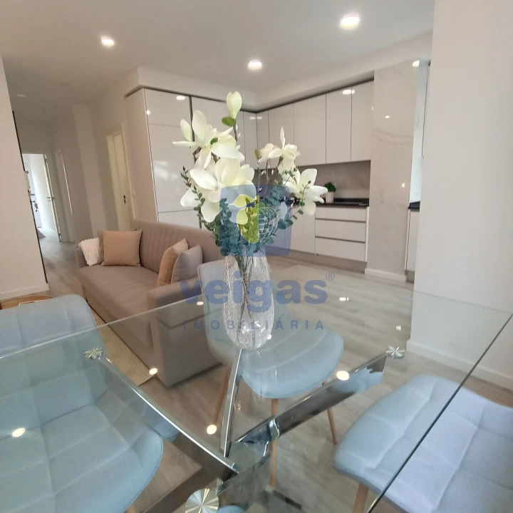 Apartamento T3 para Venda em Benfica Foto 6