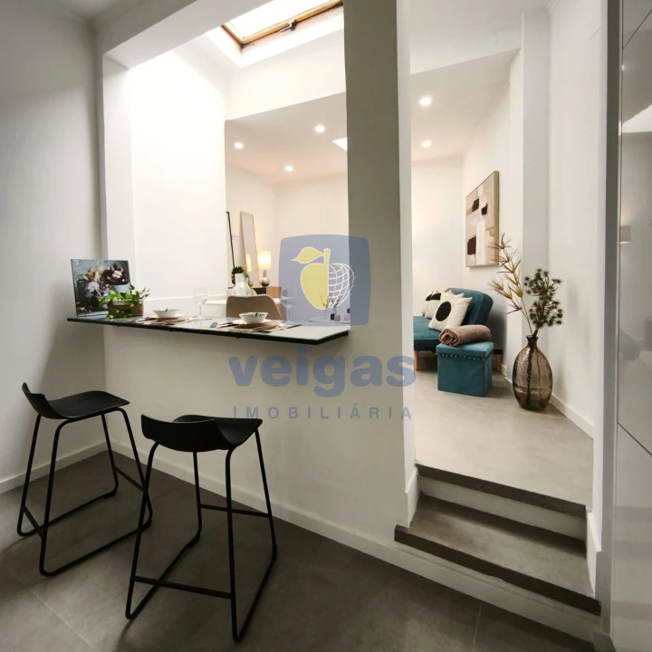 Apartamento T3 para Venda em Benfica Foto 2