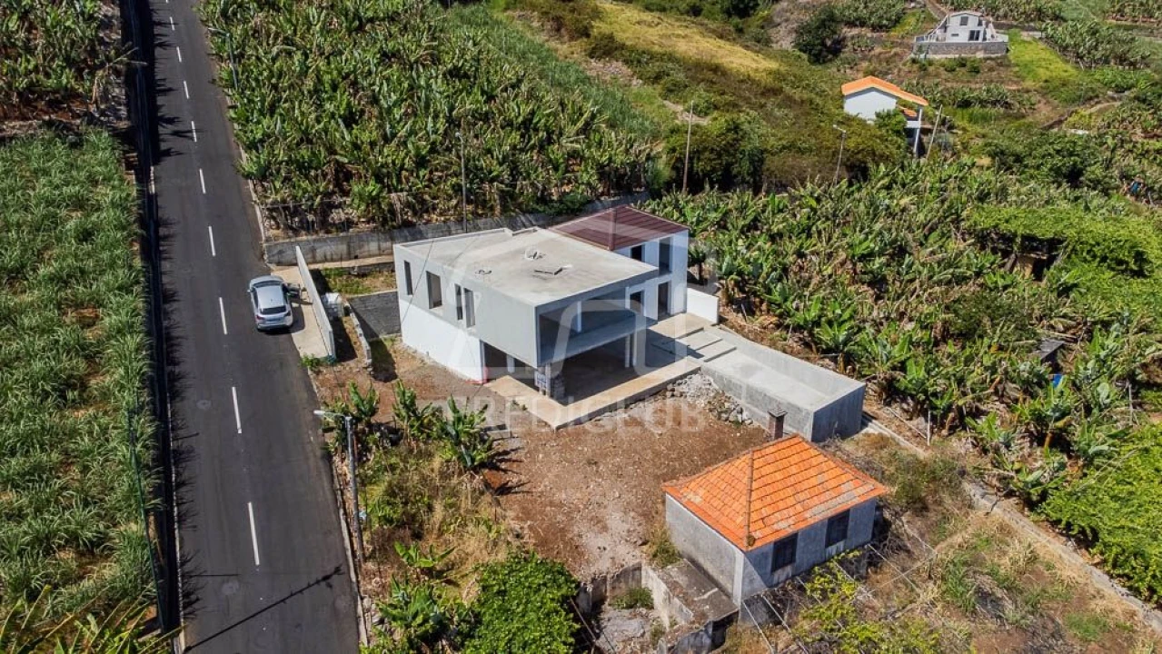 Moradia T3 para Venda em Canhas Foto 28