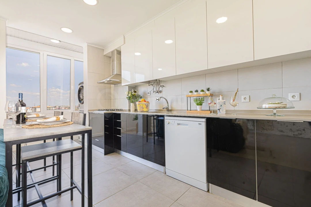Apartamento T3 para Venda em Amora Foto 5
