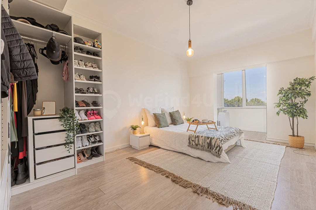 Apartamento T3 para Venda em Amora Foto 19