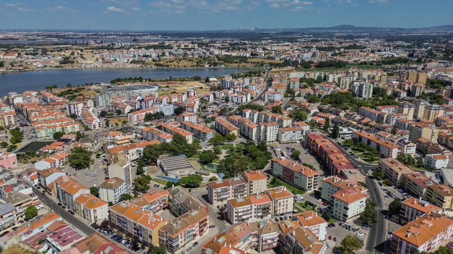 Apartamento T3 para Venda em Amora Foto 55