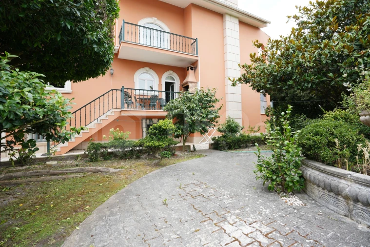 Moradia T5 para Venda em Santa Maria, São Pedro e Matacães Foto 47