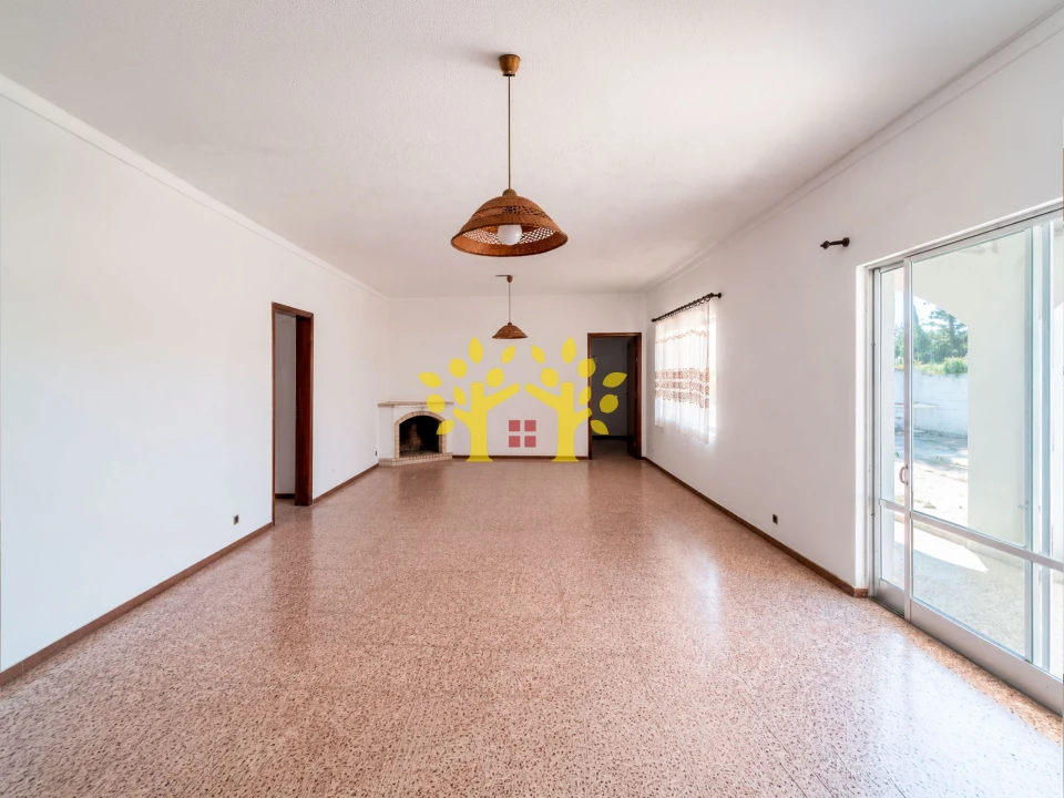 Moradia T5 para Venda em Porches Foto 17