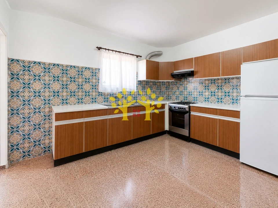 Moradia T5 para Venda em Porches Foto 23