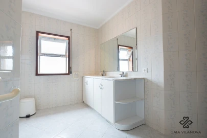 Apartamento T3 para Venda em Valadares