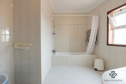 Apartamento T3 para Venda em Valadares