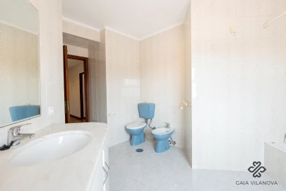 Apartamento T3 para Venda em Valadares