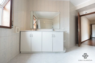 Apartamento T3 para Venda em Valadares