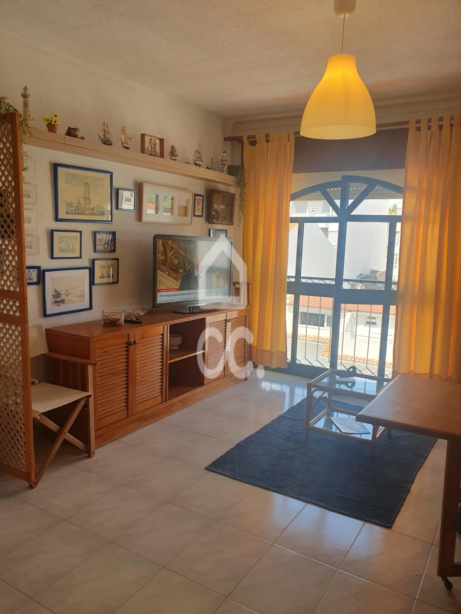 Apartamento T1 para Arrendamento em Caparica e Trafaria Foto 2
