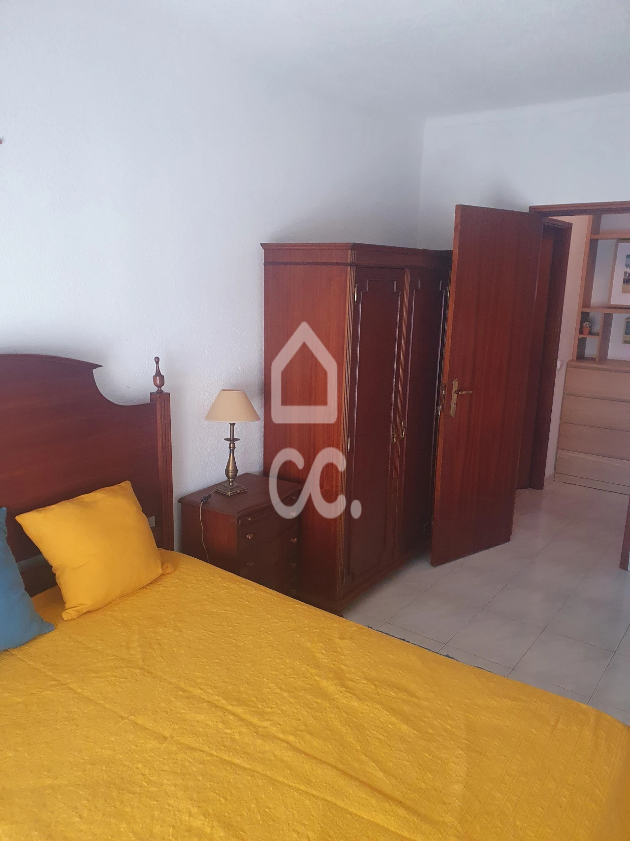 Apartamento T1 para Arrendamento em Caparica e Trafaria Foto 13