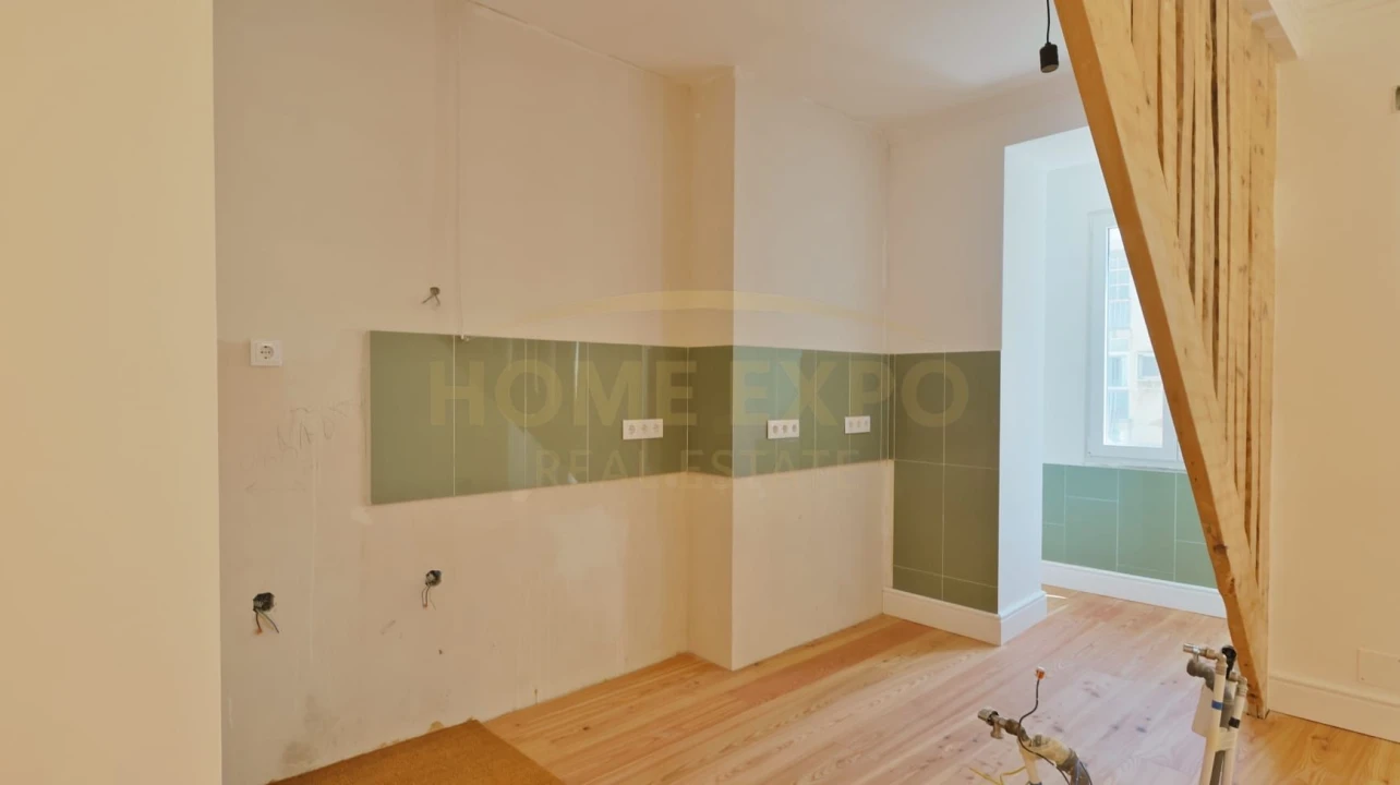 Apartamento T2 para Venda em Arroios Foto 7