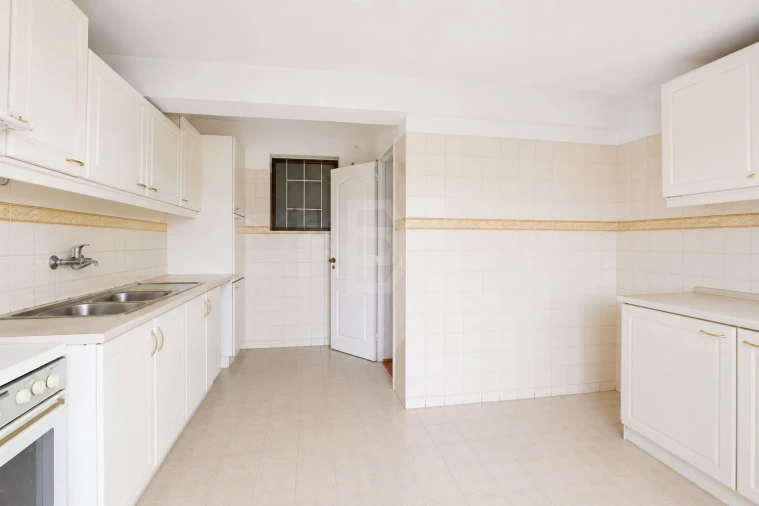 Apartamento T2 para Venda em Algés, Linda-A-Velha e Cruz Quebrada-Dafundo Foto 11