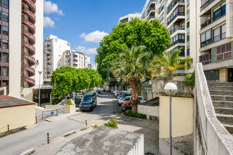 Apartamento T2 para Venda em Algés, Linda-A-Velha e Cruz Quebrada-Dafundo Foto 19