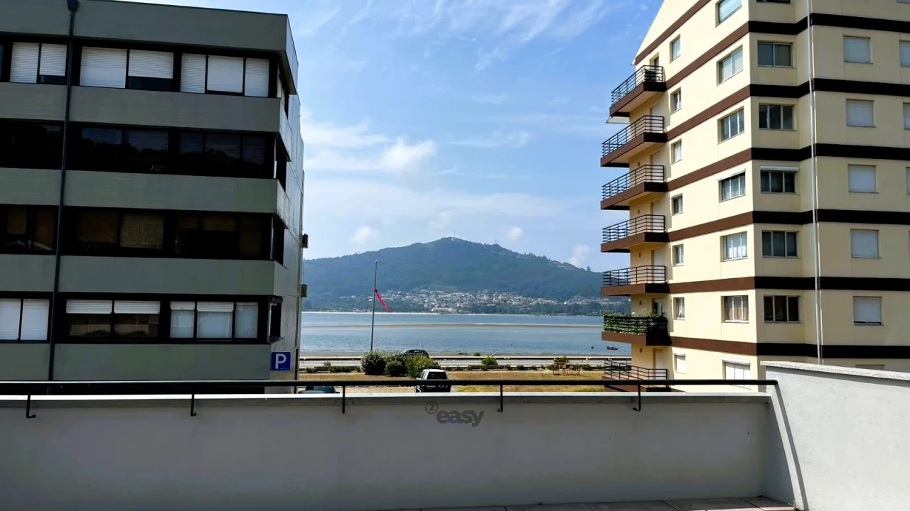 Moradia T4 para Venda em Caminha (Matriz) e Vilarelho Foto 1