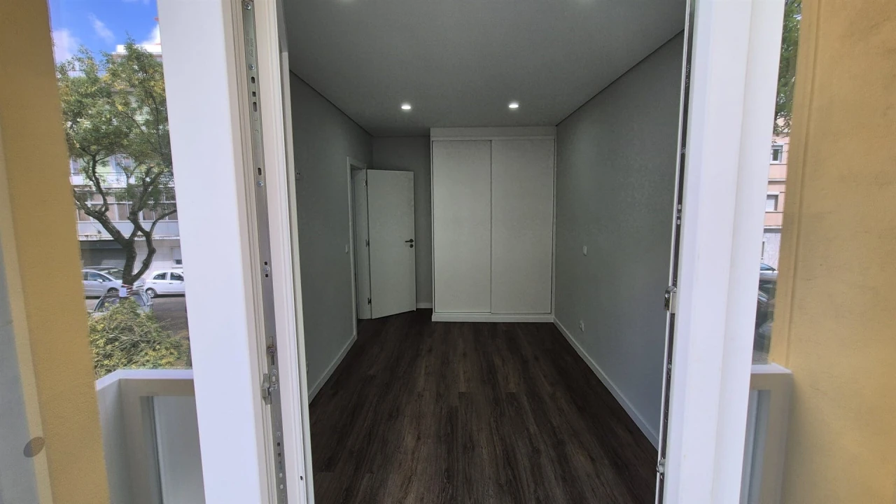 Apartamento T2 para Venda em Venteira Foto 13