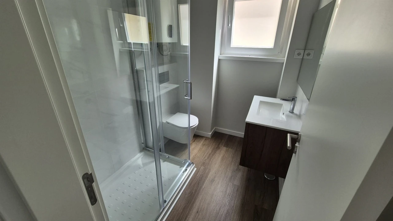 Apartamento T2 para Venda em Venteira Foto 21