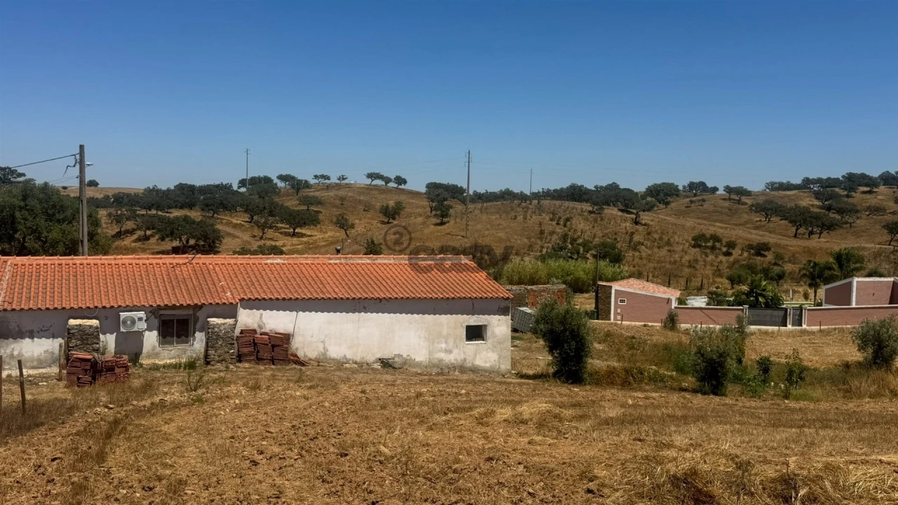 Quinta T3 para Venda em Ourique Foto 13