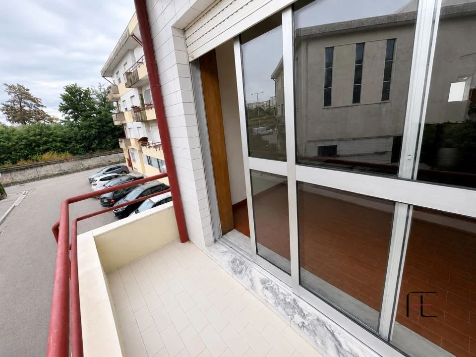 Apartamento T3 para Venda em Rio Tinto Foto 8