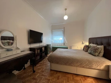 Apartamento T4 para Venda em Ramalde