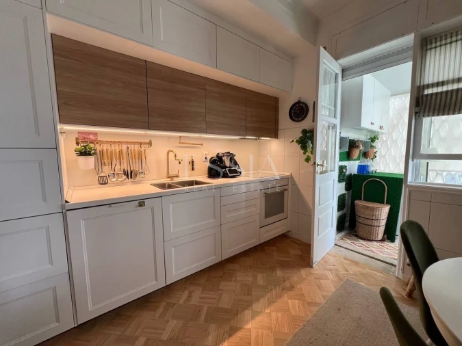 Apartamento T4 para Venda em Ramalde Foto 5