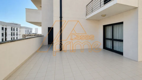Apartamento T4 para Venda em Santo Antonio dos Olivais