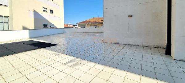 Apartamento T4 para Venda em Santo Antonio dos Olivais