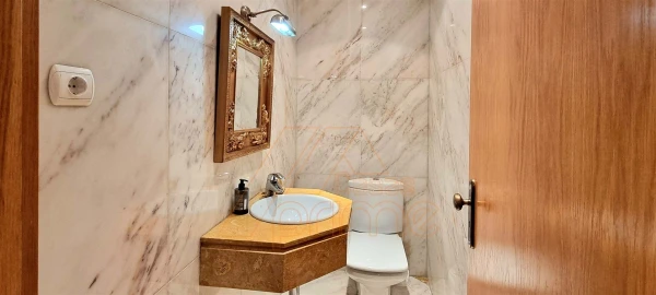 Apartamento T4 para Venda em Santo Antonio dos Olivais