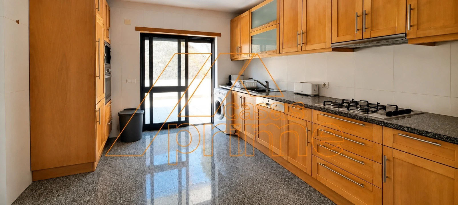 Apartamento T4 para Venda em Santo Antonio dos Olivais Foto 3
