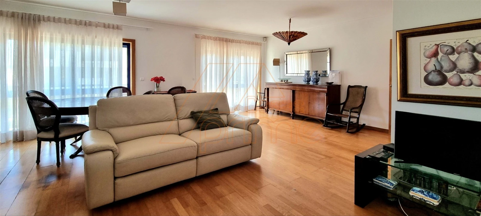 Apartamento T4 para Venda em Santo Antonio dos Olivais Foto 1