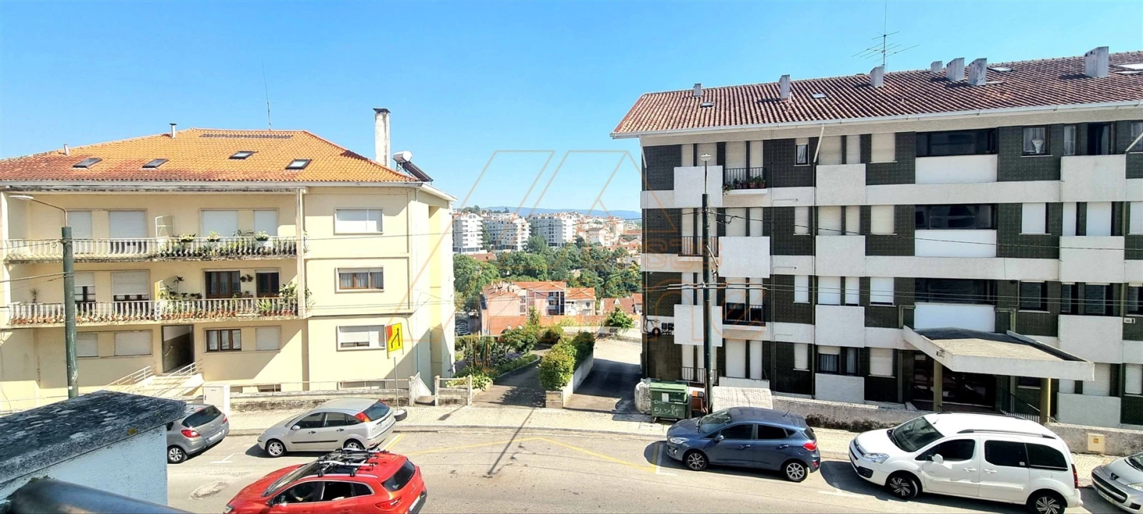 Apartamento T4 para Venda em Santo Antonio dos Olivais Foto 8