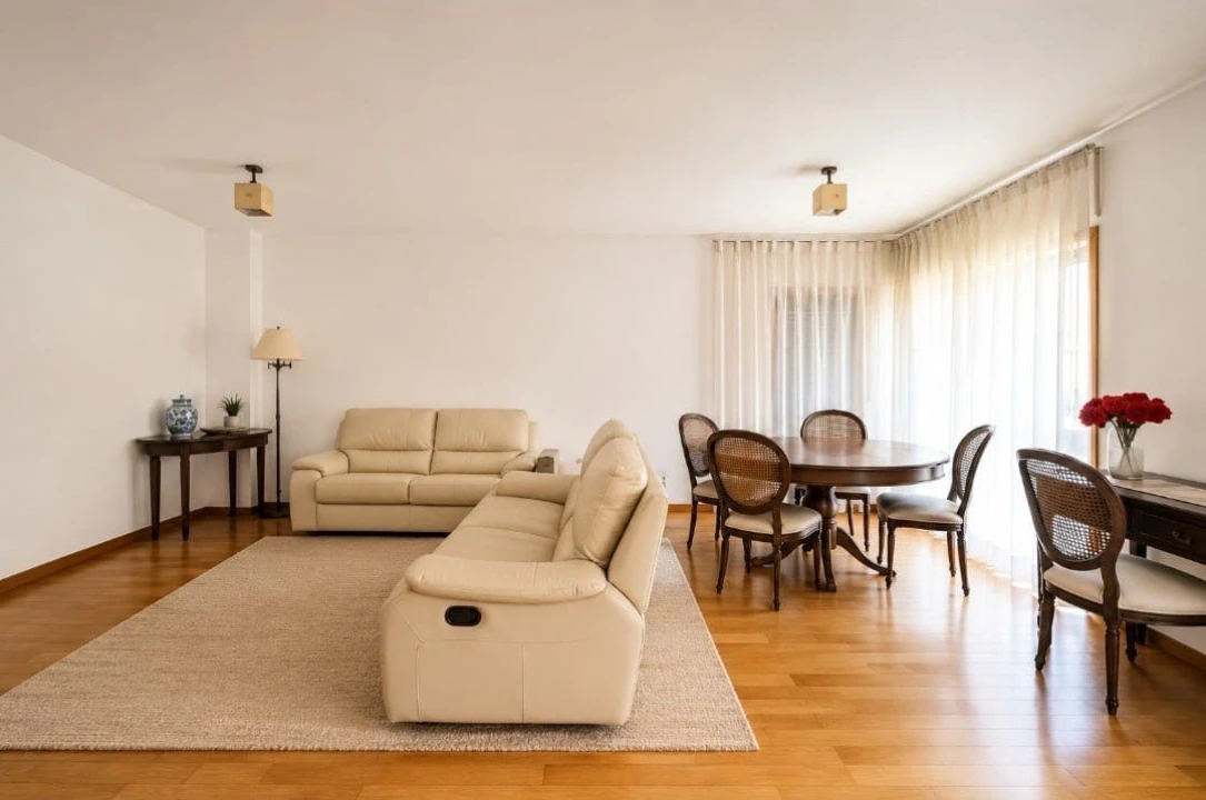 Apartamento T4 para Venda em Santo Antonio dos Olivais Foto 3