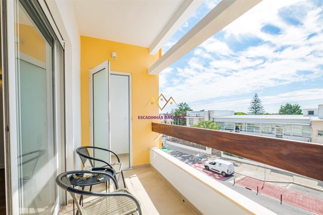 Apartamento T1 para Venda em Alcabideche Foto 1