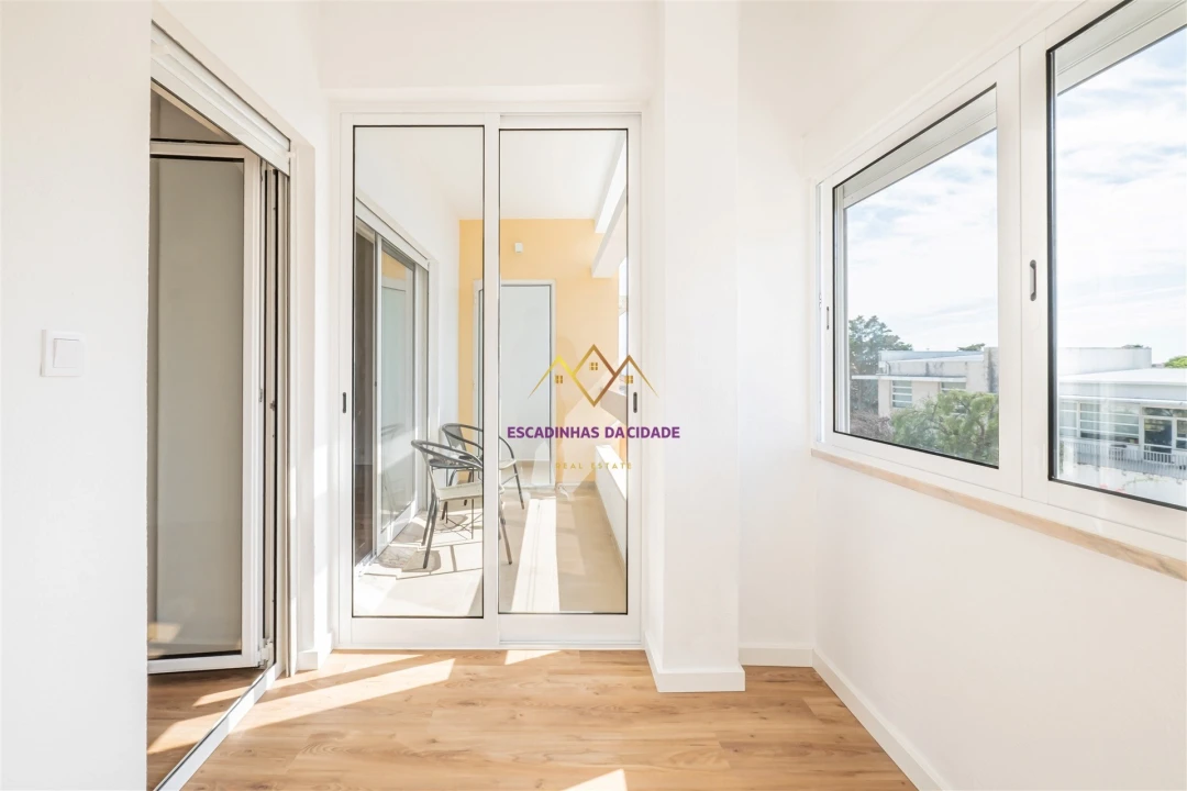 Apartamento T1 para Venda em Alcabideche Foto 18