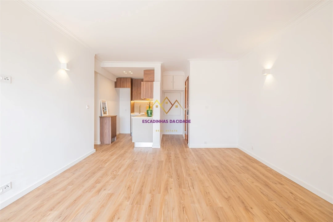 Apartamento T1 para Venda em Alcabideche Foto 5