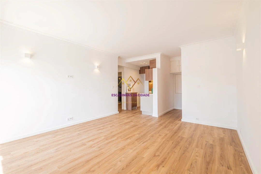 Apartamento T1 para Venda em Alcabideche Foto 10