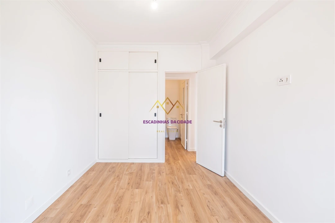 Apartamento T1 para Venda em Alcabideche Foto 27