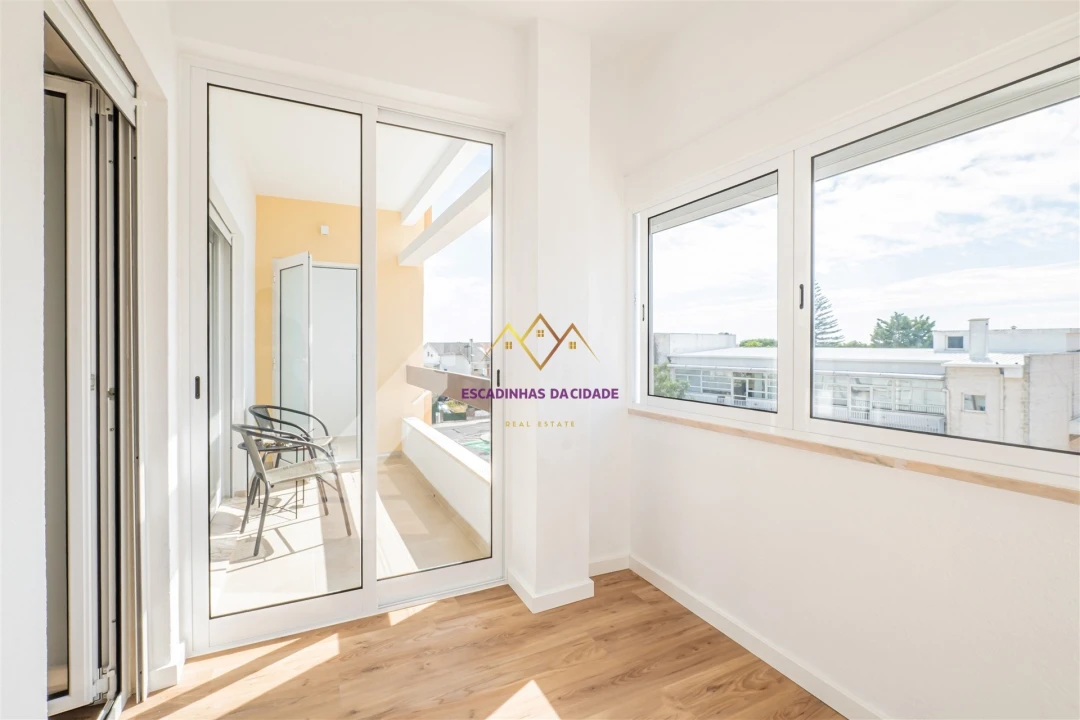 Apartamento T1 para Venda em Alcabideche Foto 19