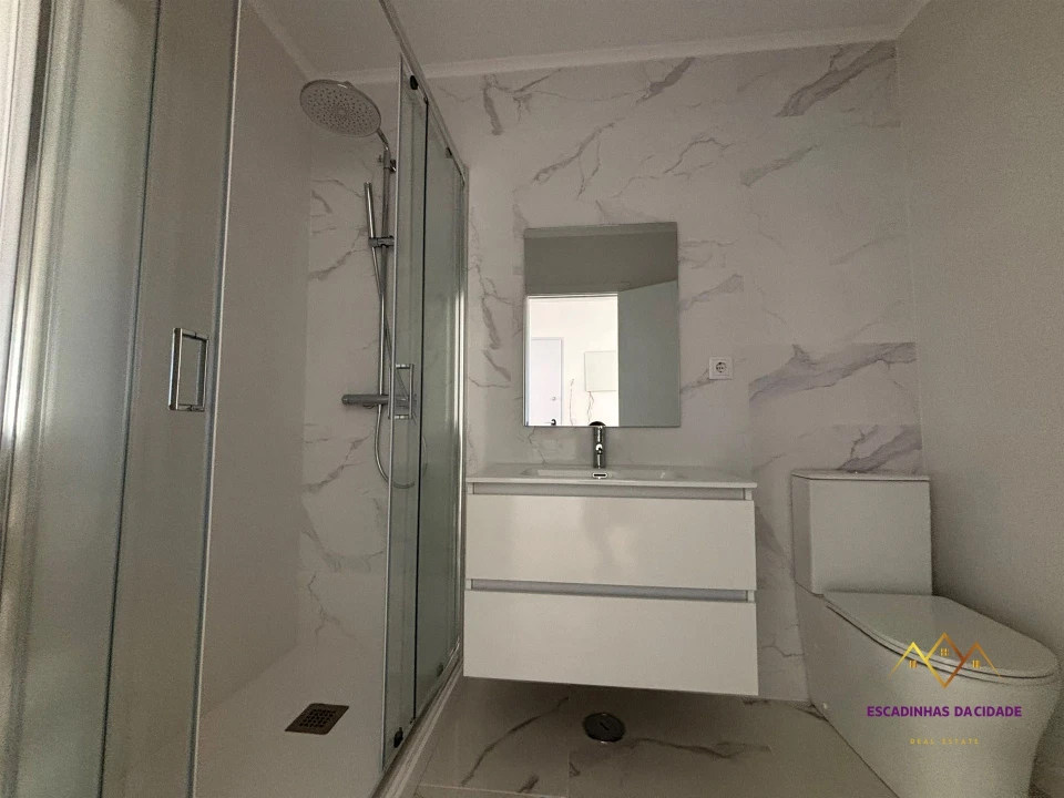 Apartamento T2 para Venda em Falagueira-Venda Nova Foto 34