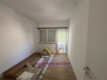 Apartamento T2 para Venda em Falagueira-Venda Nova