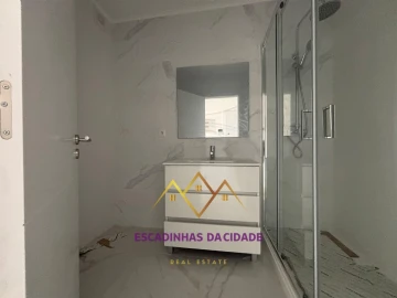 Apartamento T2 para Venda em Falagueira-Venda Nova