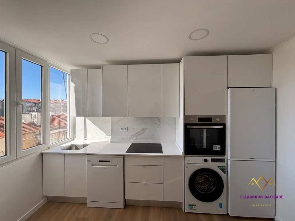 Apartamento T2 para Venda em Falagueira-Venda Nova Foto 12