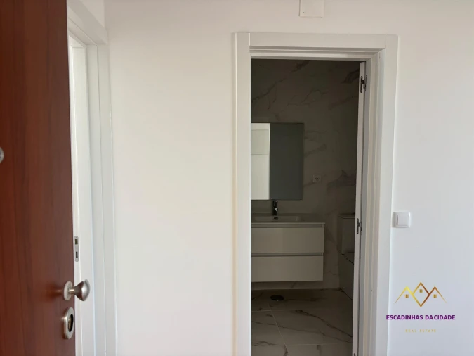 Apartamento T2 para Venda em Falagueira-Venda Nova Foto 33