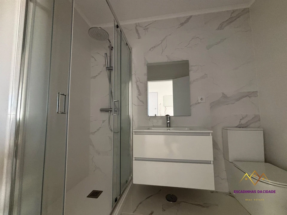 Apartamento T2 para Venda em Falagueira-Venda Nova Foto 31