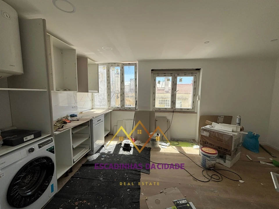 Apartamento T2 para Venda em Falagueira-Venda Nova Foto 2