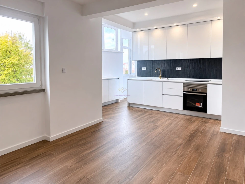 Apartamento T2 para Venda em Venteira Foto 1