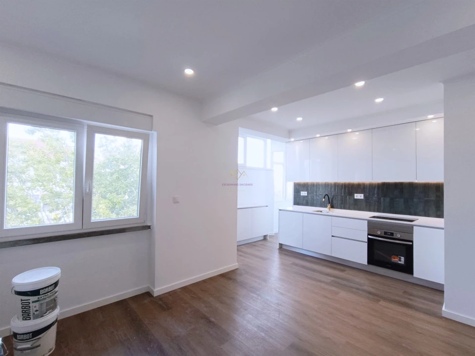 Apartamento T2 para Venda em Venteira Foto 13
