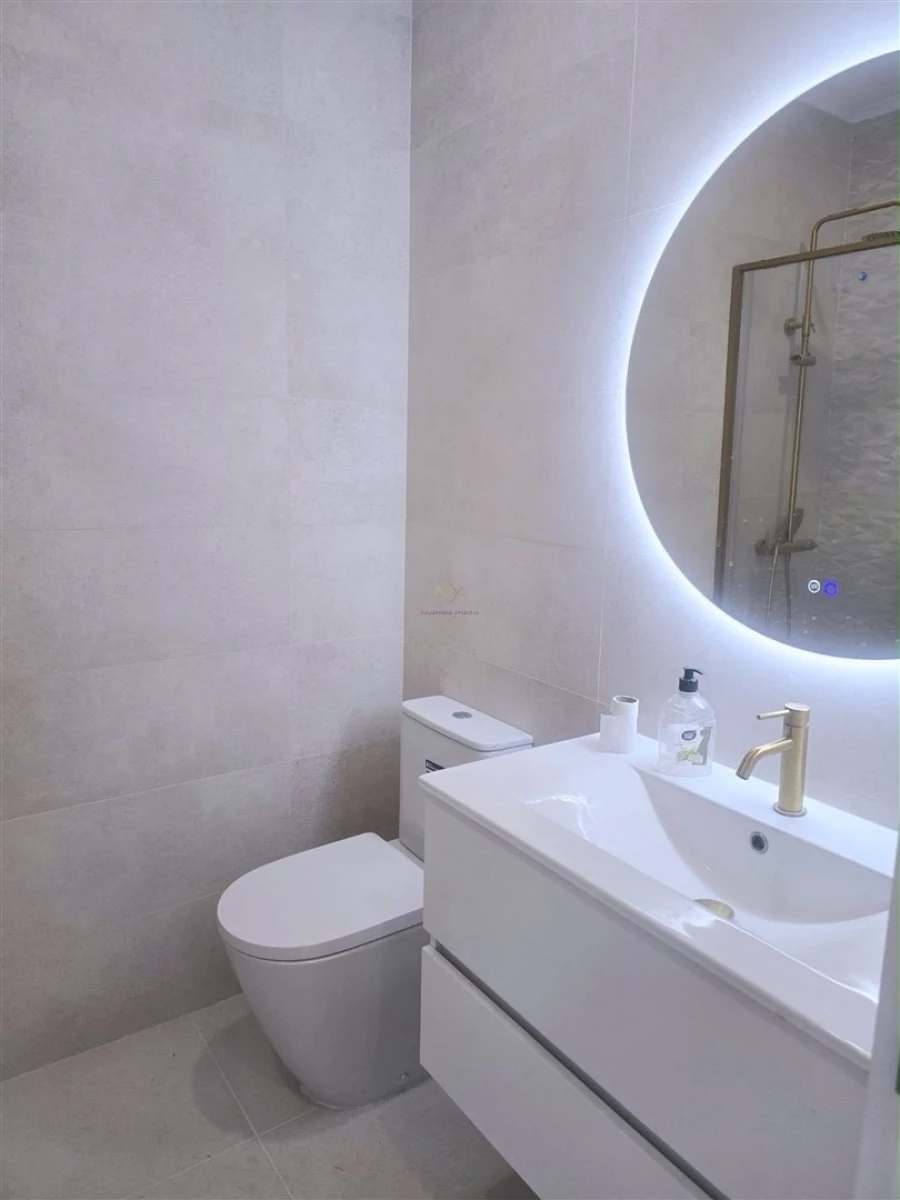Apartamento T2 para Venda em Venteira Foto 10